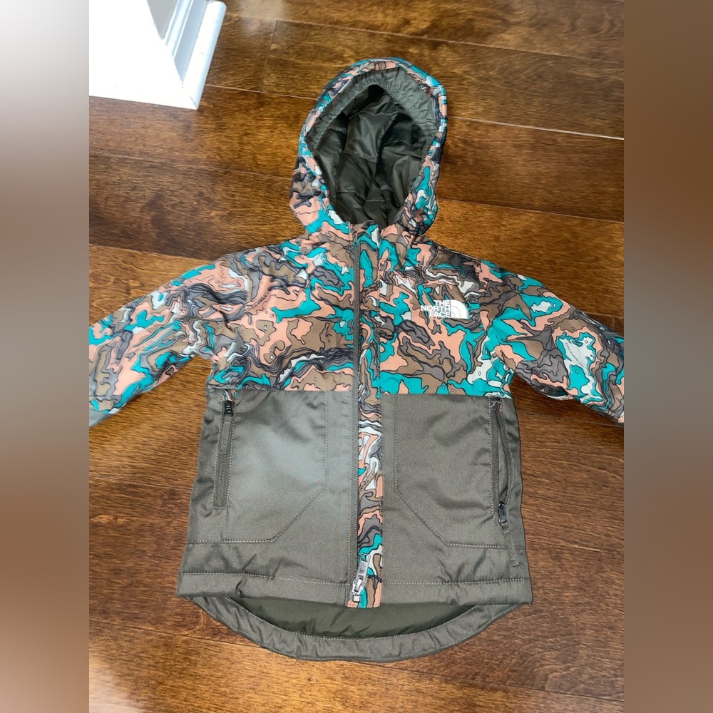 The North face Freedom Insulated Jacket. Boys size 2T. Worn once